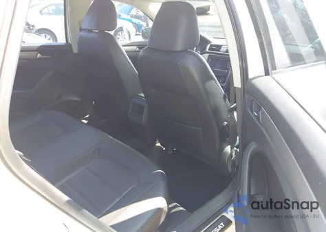 2015 Volkswagen Passat 1.8T Limited Edition из США, поврежденный, VIN 1VWAT7A37FC075506